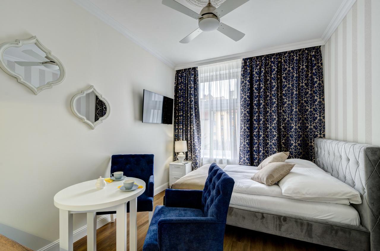 3 City Apartments - Solaro 소포트 외부 사진
