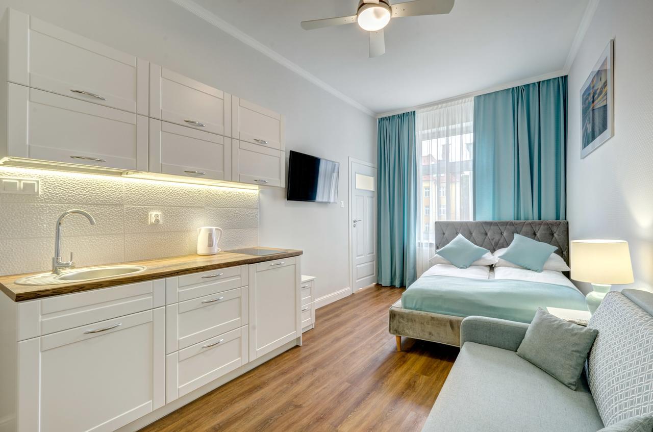 3 City Apartments - Solaro 소포트 외부 사진